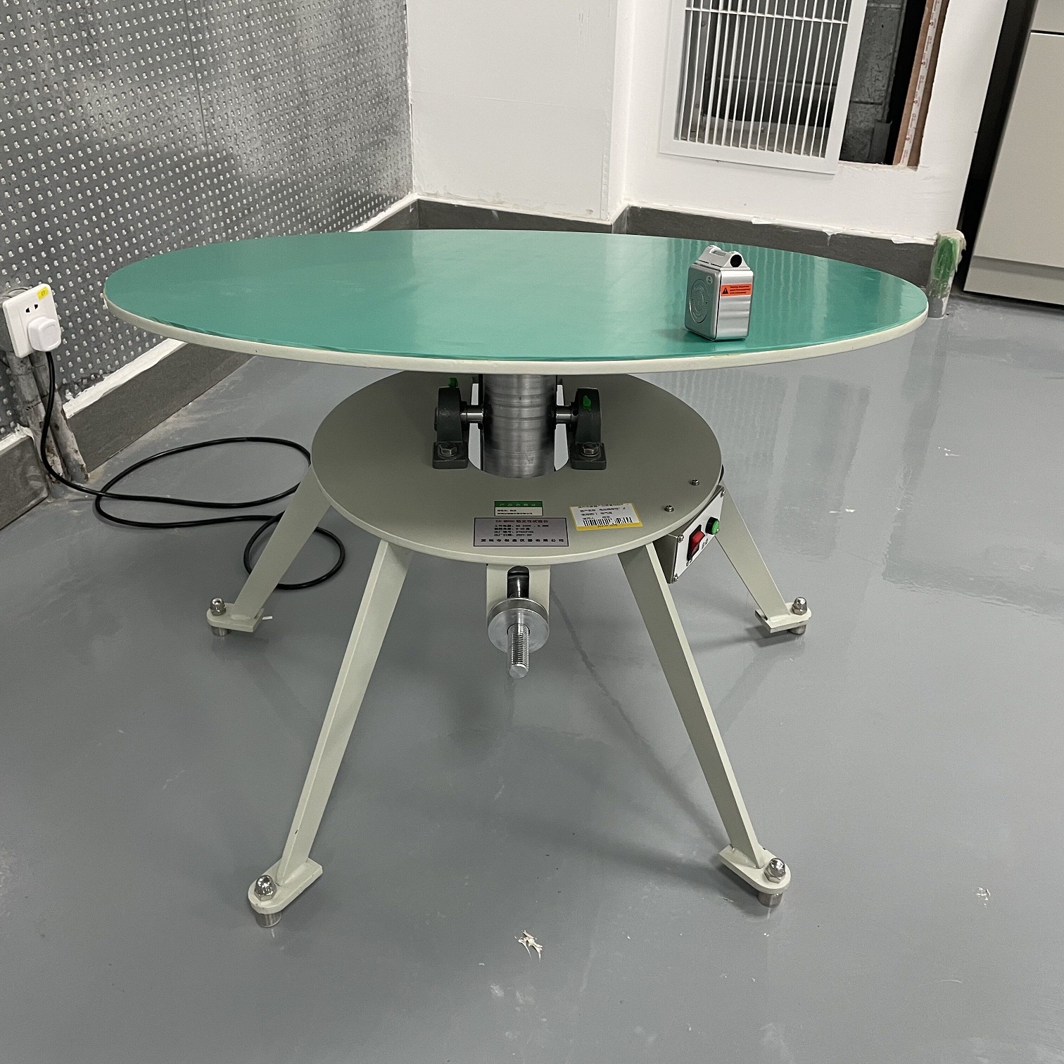 小家電穩(wěn)定性試驗臺